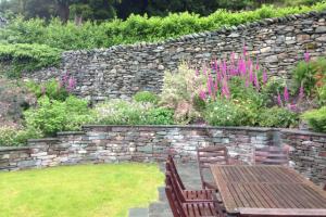 Garden care and gardening Chapel Style, Langdales